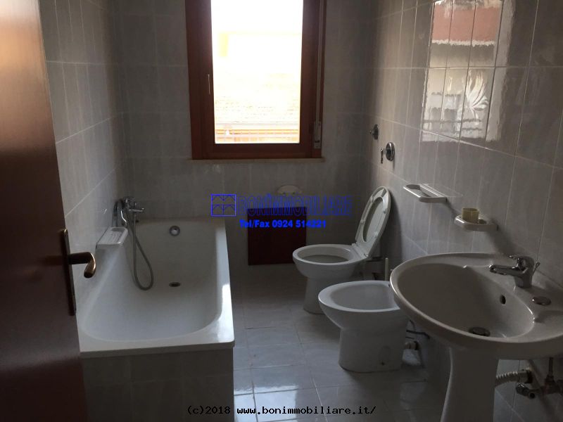 Viale degli Elimi, 5 Stanze da Letto Stanze da Letto, 11 Stanze Stanze,4 BathroomsBathrooms,Indipendente,Vendita,Viale degli Elimi,1149