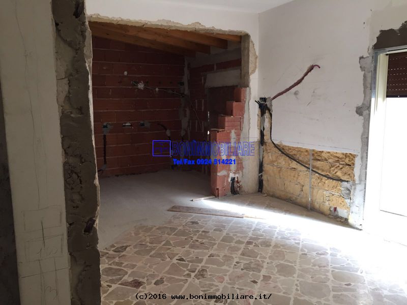 Via Cavour, 3 Stanze da Letto Stanze da Letto, 7 Stanze Stanze,2 BathroomsBathrooms,Indipendente,Vendita,Via Cavour,1152