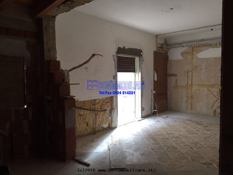 Via Cavour, 3 Stanze da Letto Stanze da Letto, 7 Stanze Stanze,2 BathroomsBathrooms,Indipendente,Vendita,Via Cavour,1152