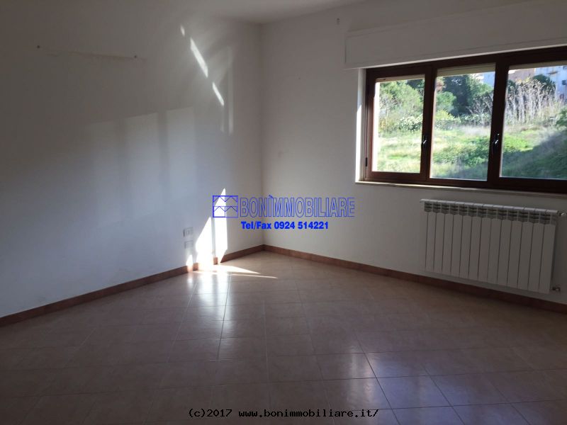 Via DOn Girolamo Giardina, 3 Stanze da Letto Stanze da Letto, 5 Stanze Stanze,2 BathroomsBathrooms,Appartamento,Vendita,Via DOn Girolamo Giardina,1196