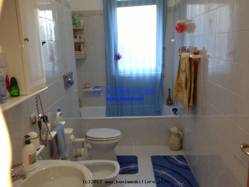 Viale Aldo Moro, 3 Stanze da Letto Stanze da Letto, 5 Stanze Stanze,2 BathroomsBathrooms,Appartamento,Vendita,Viale Aldo Moro,1202