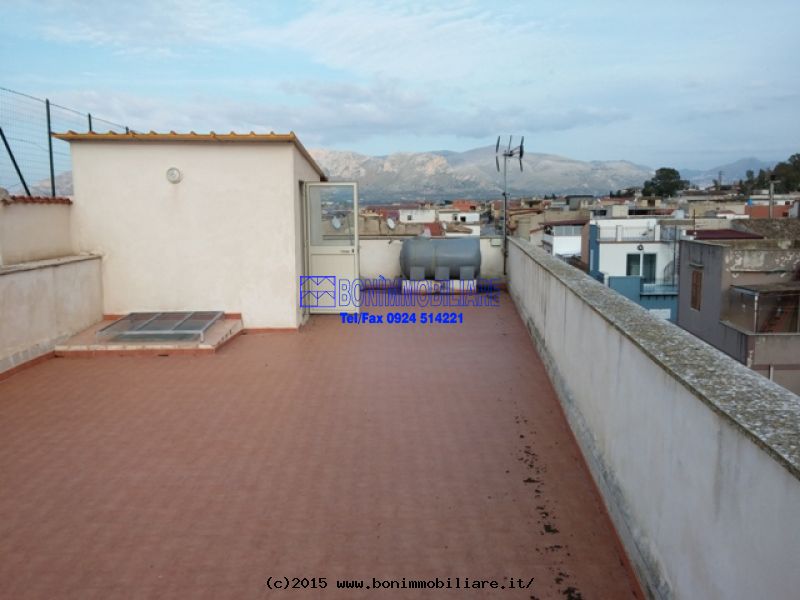 Via Fiume, 2 Stanze da Letto Stanze da Letto, 4 Stanze Stanze,2 BathroomsBathrooms,Appartamento,Vendita,Via Fiume,1220