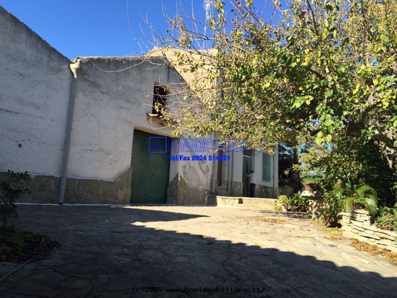 Via Nazionale Balata di Baida, 3 Stanze da Letto Stanze da Letto, 15 Stanze Stanze,3 BathroomsBathrooms,Rustico / Casale,Vendita,Via Nazionale Balata di Baida,1316