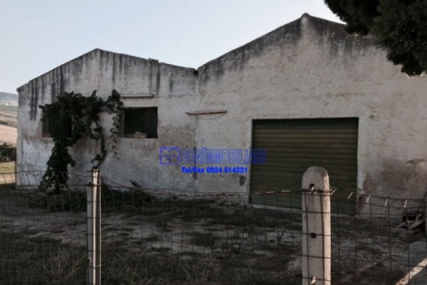 Via Nazionale Balata di Baida, 3 Stanze da Letto Stanze da Letto, 15 Stanze Stanze,3 BathroomsBathrooms,Rustico / Casale,Vendita,Via Nazionale Balata di Baida,1316