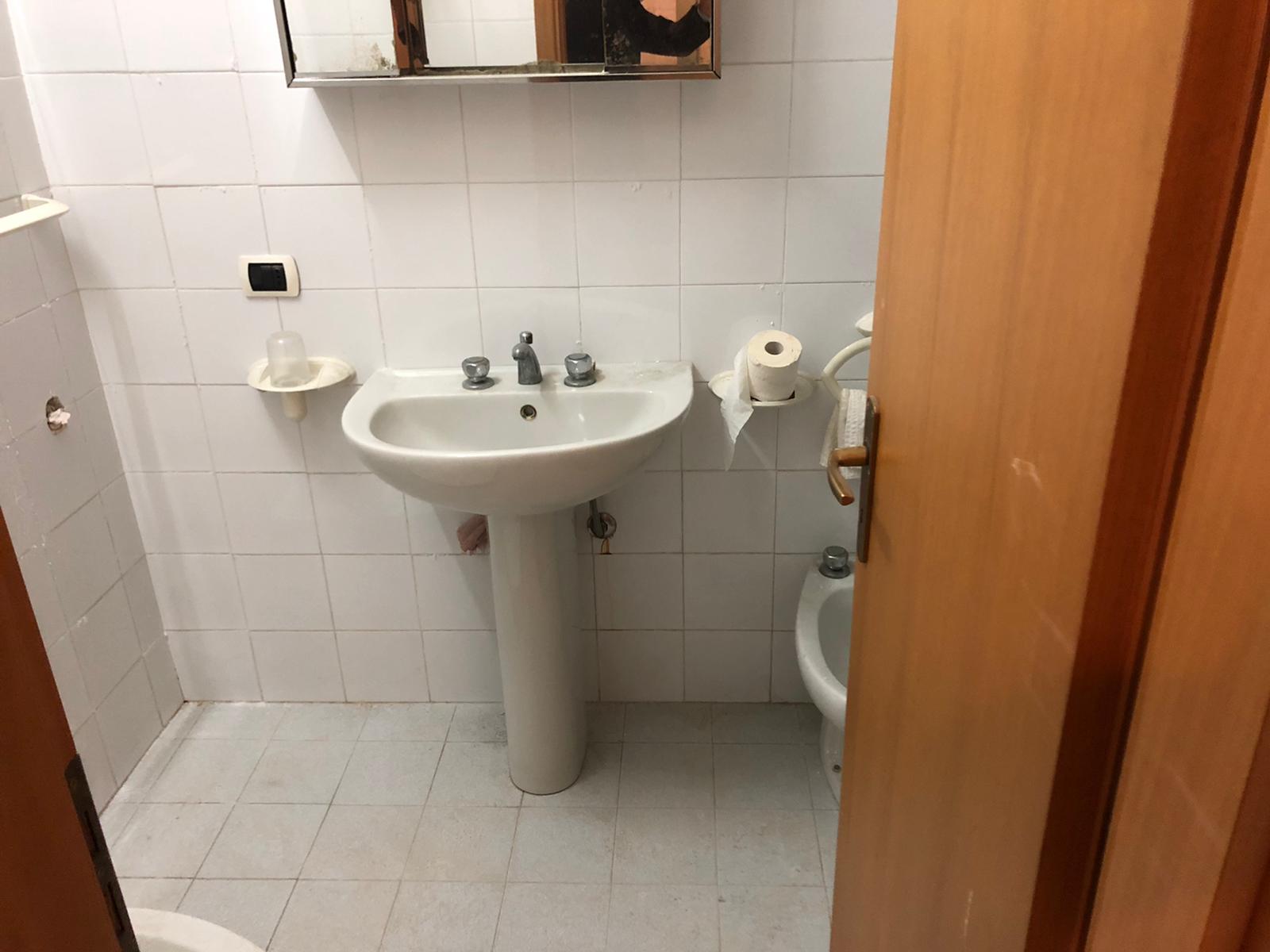 VIA LAURANA, 3 Stanze da Letto Stanze da Letto, 3 Stanze Stanze,3 BathroomsBathrooms,Indipendente,Vendita,VIA LAURANA,1398