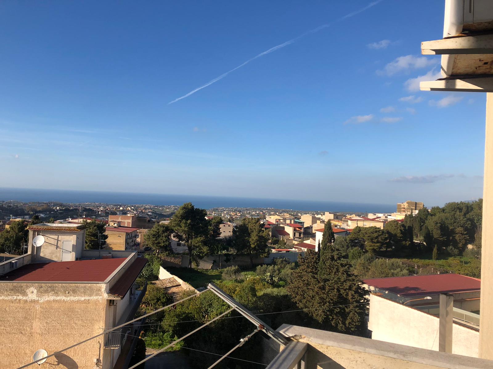 APPARTAMENTO RESIDENZIALE CON VISTA MARE