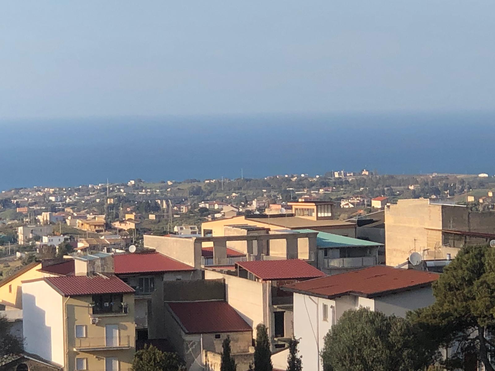 APPARTAMENTO RESIDENZIALE CON VISTA MARE